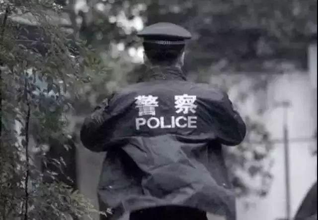 10秒！中国警察的速度！